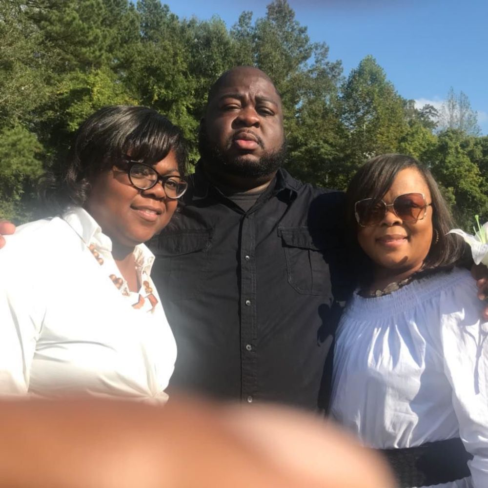 Meet your Posher, Meka